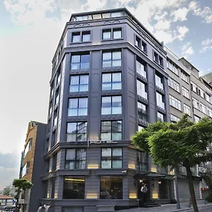 Misa 4*, Istambul Turquie